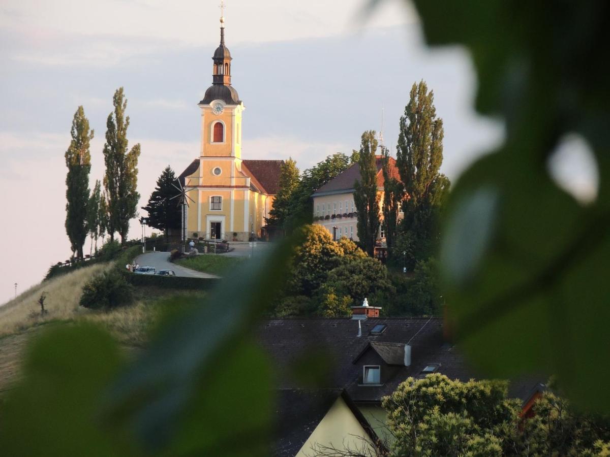 Bed and Breakfast Weingut Albert, Familie Cramer Кітцек-ім-Заузаль Екстер'єр фото